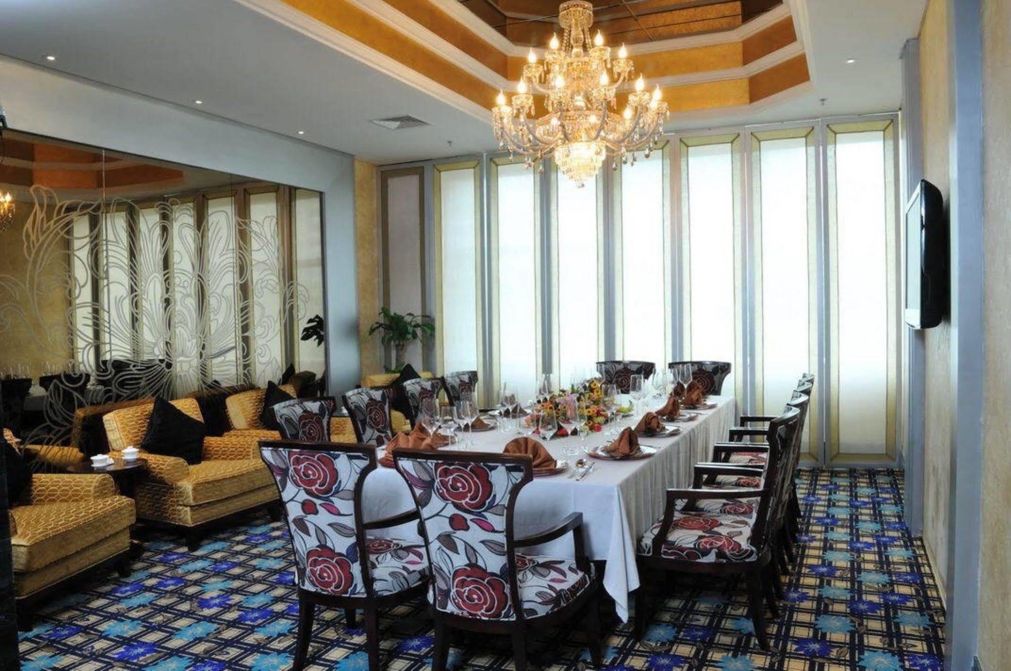 Oriental Garden Hotel Peking  Buitenkant foto